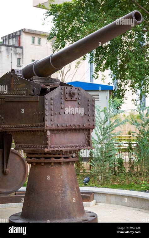 Close-up of a modern Chinese defensive artillery Stock Photo - Alamy