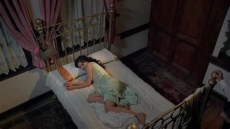 Nude Video Celebs Nurgul Yesilcay Nude Borrowed Bride 2005