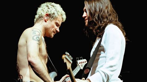 Red Hot Chili Peppers E The Black Keys Em Destaque Esta Quinta Feira No Festival Alive Em Oeiras