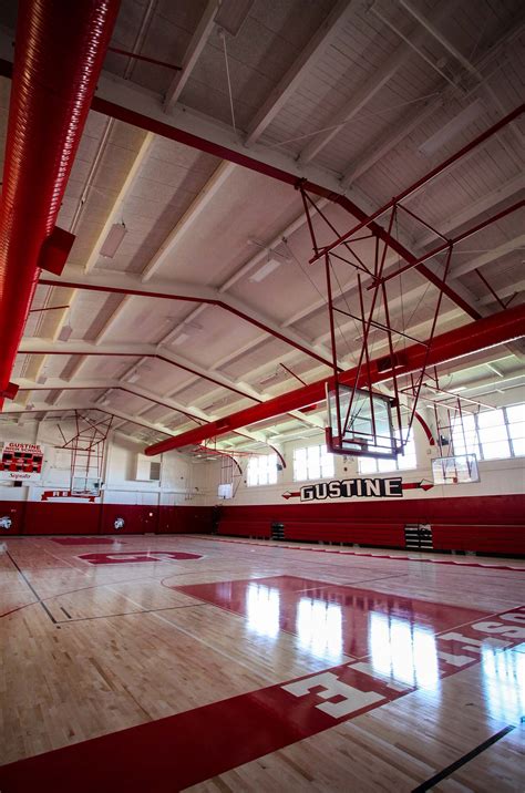 Gustine High School Gymnasium Renovation Bmy Construction Portfolio