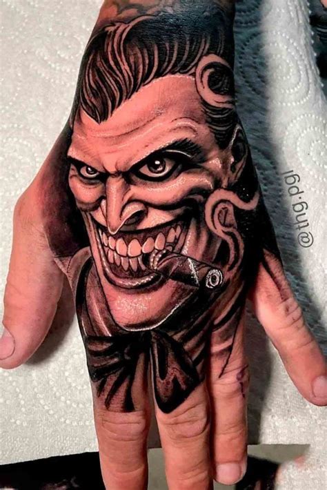 Tatuagem De Coringa Na Mao Tatuaje De Payaso Tatuaje De Cholo