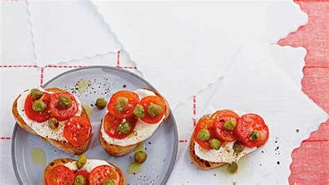 Crostini Mit Thunfischcreme Tomate Rezept Essen Und Trinken