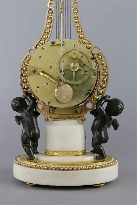 Proantic D Licate Et Superbe Pendule Lyre D Poque Louis Xvi