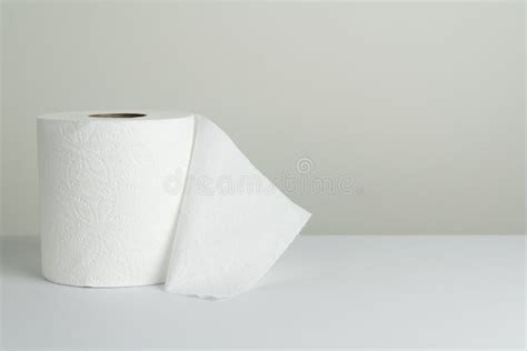 Single toilet paper roll stock image. Image of wipe - 175992155