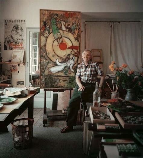 Workspaces Of Some Of The Greatest Artists Of The World (38 Pictures)