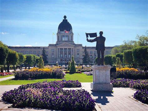 Wascana Centre Tourism Saskatchewan