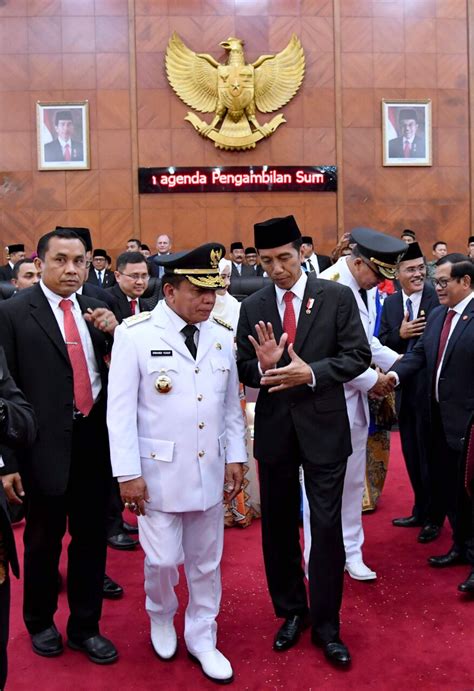 Singgah Di Aceh Presiden Beri Ucapan Selamat Kepada Gubernur Dan Wakil