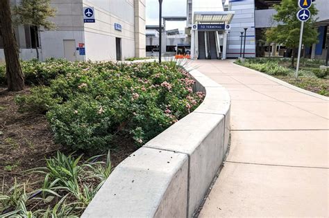 Austin Bergstrom Parking Garage — Dovetail Studio