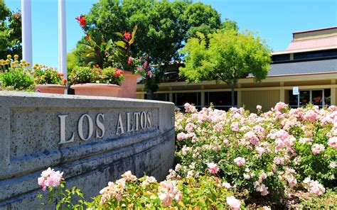 Living in Los Altos, CA: Community Guide | Elizabeth Thompson