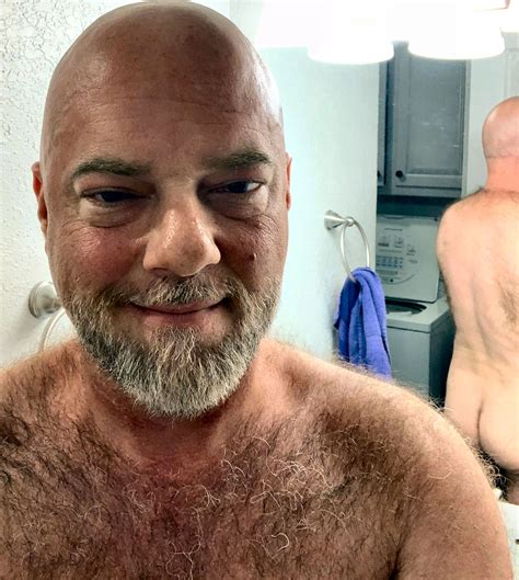 Fag Christopher Likes To Share 13 Nude Pics XHamster