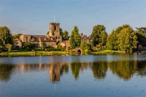 Melbourne, Derbyshire | History, Beautiful Photos & Visiting Information