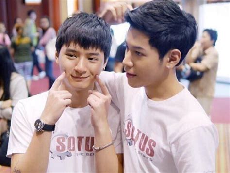 Pin by Chutinart LoveAnimals on SOTUS the series Cute gay couples Sotus the séries Cute couples