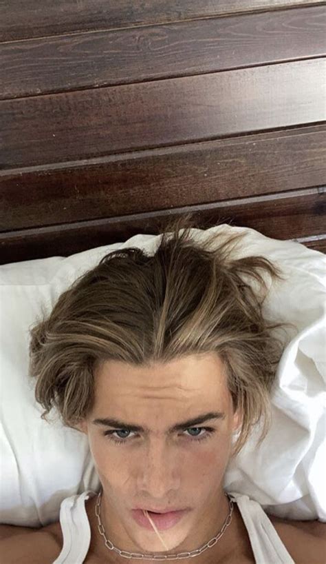 Pin By Kate On A Million Kisses In Your Lifetime Men Blonde Hair Blonde Hair Boy Dirty