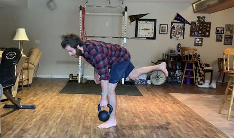 3 Progressions For Nailing The Single Leg Romanian Deadlift Rdl Barbend