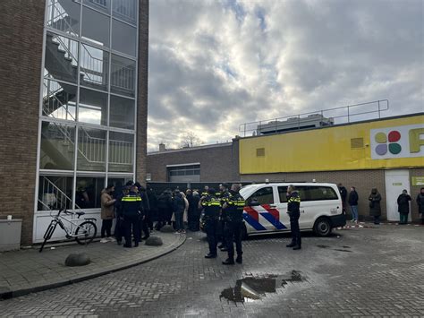 Lichaam Gevonden Tussen Puin Na Explosie Schammenkamp Rotterdam