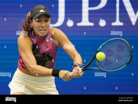 Petra Kvitova Jessica Pegula Hi Res Stock Photography And Images Alamy