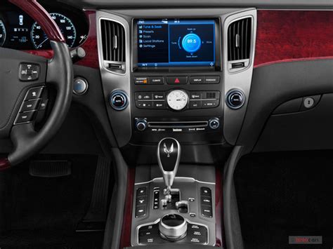 2013 Hyundai Equus: 36 Interior Photos | U.S. News