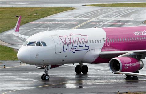 Wizz Air A Anun At Baza De La Bari I Rute Noi N Italia