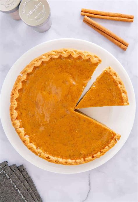 Best White Pumpkin Pie Recipe Dine Dream Discover