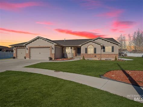 2829 N Sandy Cir Idaho Falls ID 83401 Zillow