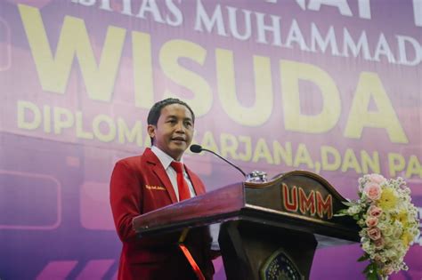 Raja Juli Wamen ATR BPN Hadir Di Wisuda UMM Berita Universitas