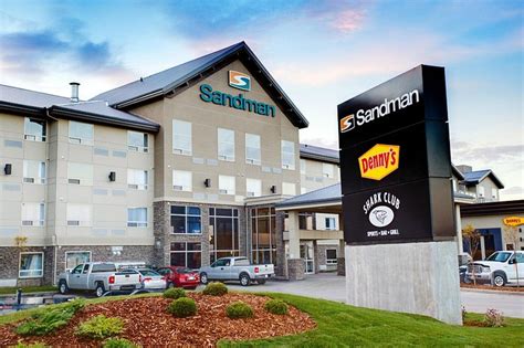 Sandman Hotel And Suites Calgary South Opiniones Y Precios