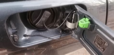 Резинка на крышку бака — BMW 5 series (E39), 2,5 л, 2001 года | своими ...