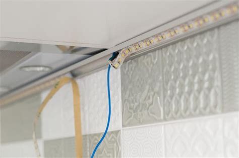 Светодиодная LED-подсветка на кухне своими руками (схемы, фото)