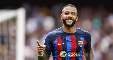 Barça Depay revient sur son été agité