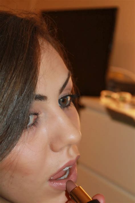 Fiocco Bianco Nude Chanel Lipstick Rouge Allure Insouciante