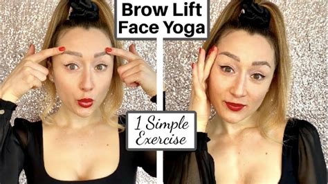 Lift Droopy Upper Eyelids And Eyebrows In 60 Seconds With This Face Yoga