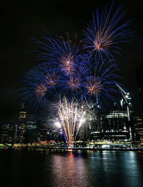 New Year's Eve Fireworks in Brisbane - Skylighter Fireworks