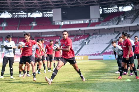 Timnas Indonesia U 17 Jalani Satu Laga Uji Coba Lawan Tim Lokal Di Surabaya