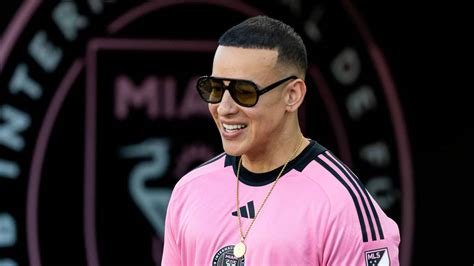 Daddy Yankee Opens Padel Club In Florida Miami Herald