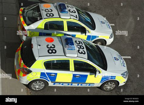 Thames valley police car hi-res stock photography and images - Alamy