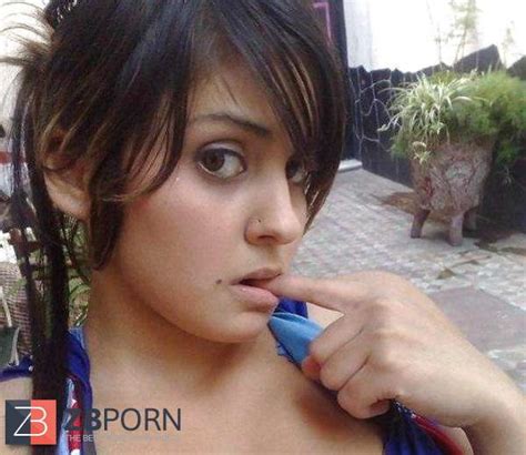 Nuevas Amigas ZB Porn