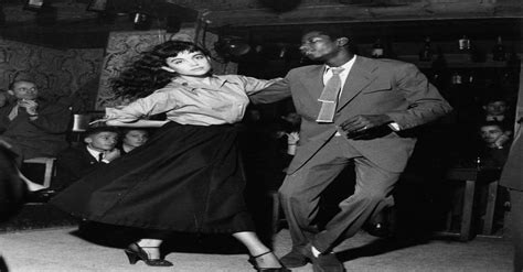 A Couple Dancing In A 1950s Nightclub Oldschoolcool