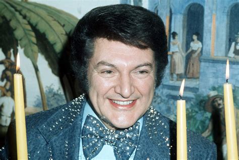 Liberace Biography And Profile