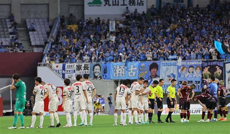 【川崎f】首位神戸に前半2－0から追いつかれる 鬼木達監督「勝ちきりたかったのが本音」 J1写真ニュース 日刊スポーツ