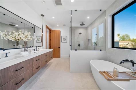 Top 10 Luxury Bathroom Trends You Need to Try in 2023