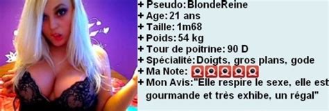 Une Blonde Toute Nue Devant Sa Cam Pour Se Toucher