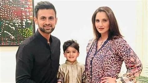 Sania Mirza And Shoaib Malik सानिया मिर्ज़ा और शोएब मलिक का तलाक फोटो देख क्या कहेंगे आप