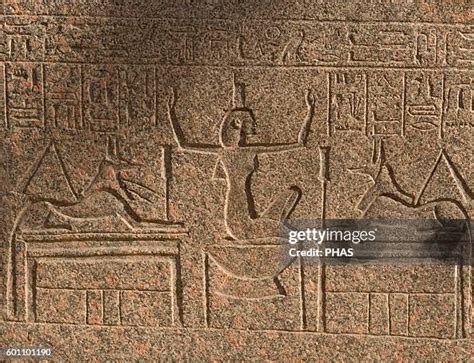 Nephthys Egyptian Goddess Photos and Premium High Res Pictures - Getty ...