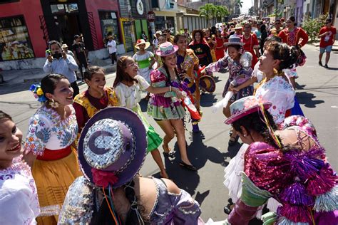 Ministra De Cultura Inaugur El Festival Bicentenario Que Une A Las