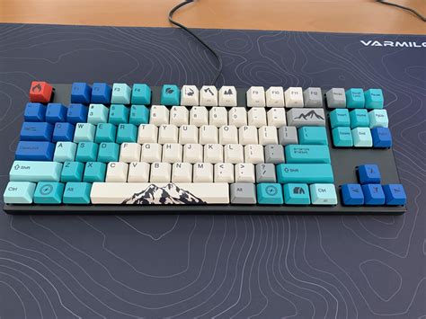 Finally got my first mech! (Varmilo VA87M Summit) : r/MechanicalKeyboards