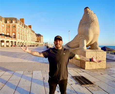 Quién es el único que agotó localidades en Mar del Plata y agregó funciones