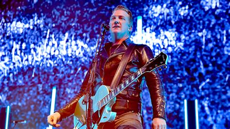 Qotsa Anuncia Nueva Gira Oro Solo Hits 949 Fm