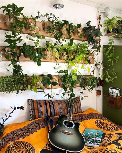 23 Gorgeous Plant Wall Ideas For Small And Big Spaces Indoor Plant