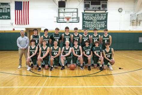 Varsity boys basketball team takes home Patriot League title - Weedsport Central School District