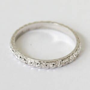 Vintage 18k White Gold Engraved Band - Etsy